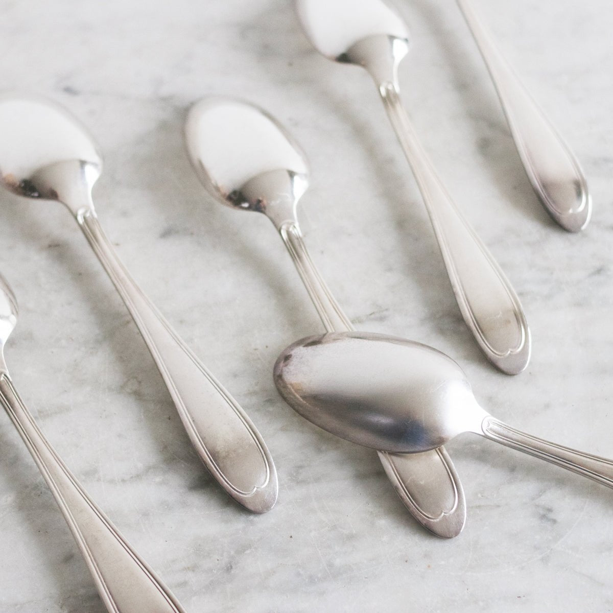 Vintage Art Decor Flatware Set of 25 - elsie green - The French Kitchen