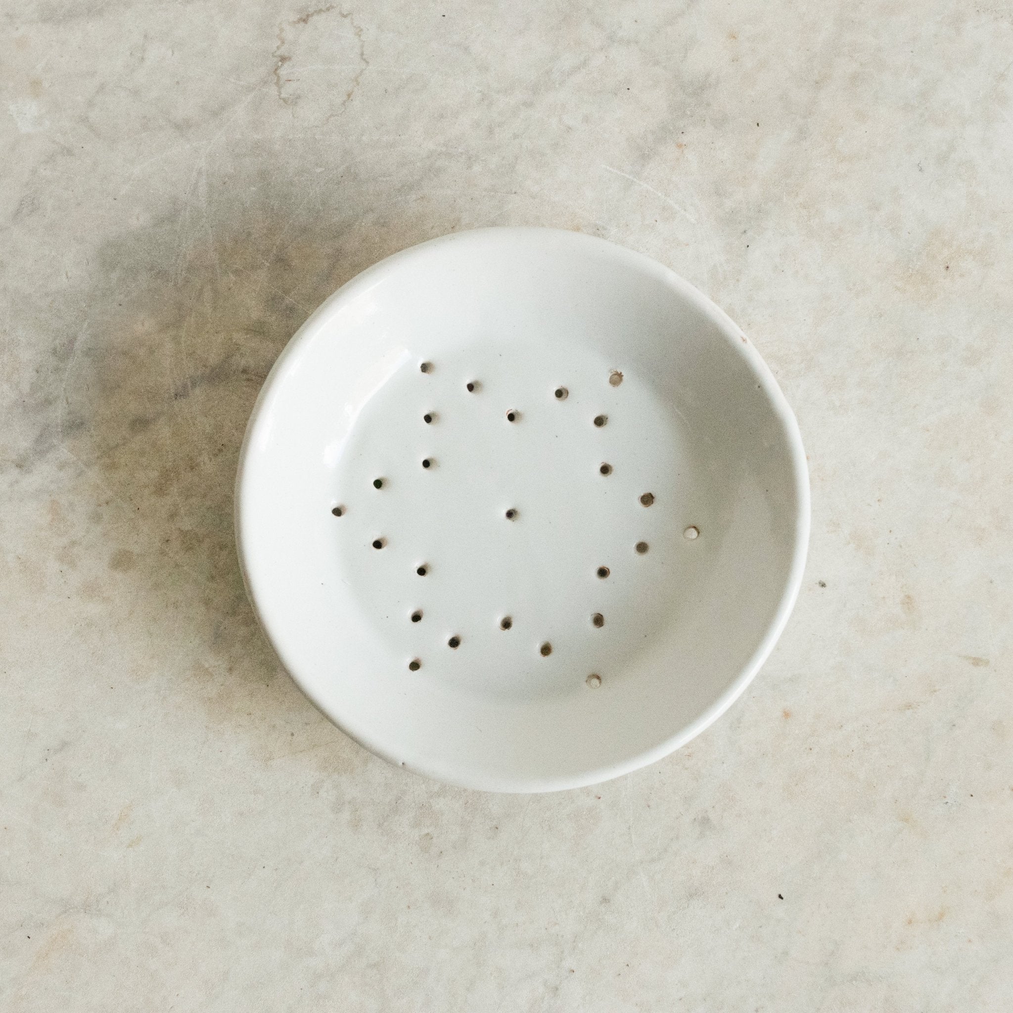 Vintage Berry Bowl - elsie green - the french kitchen