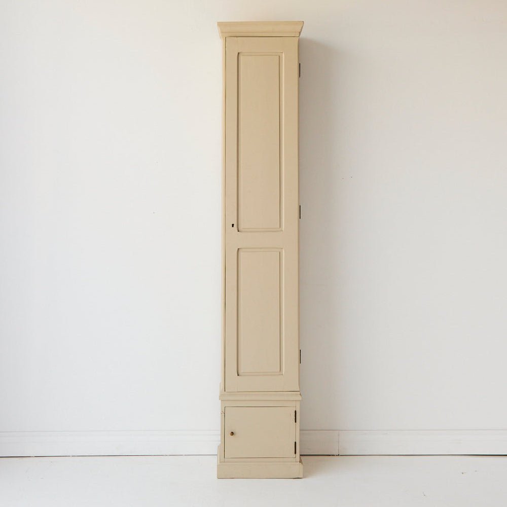 Vintage Linen Closet - elsie green - Furniture + 100 yo .