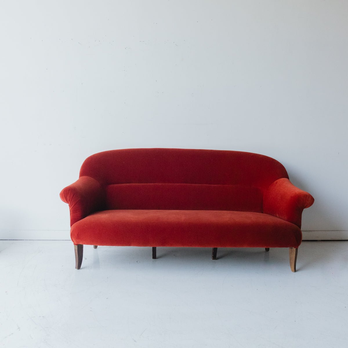 Vintage Velvet Crapud Sofa | Brick Velvet - elsie green - Furniture