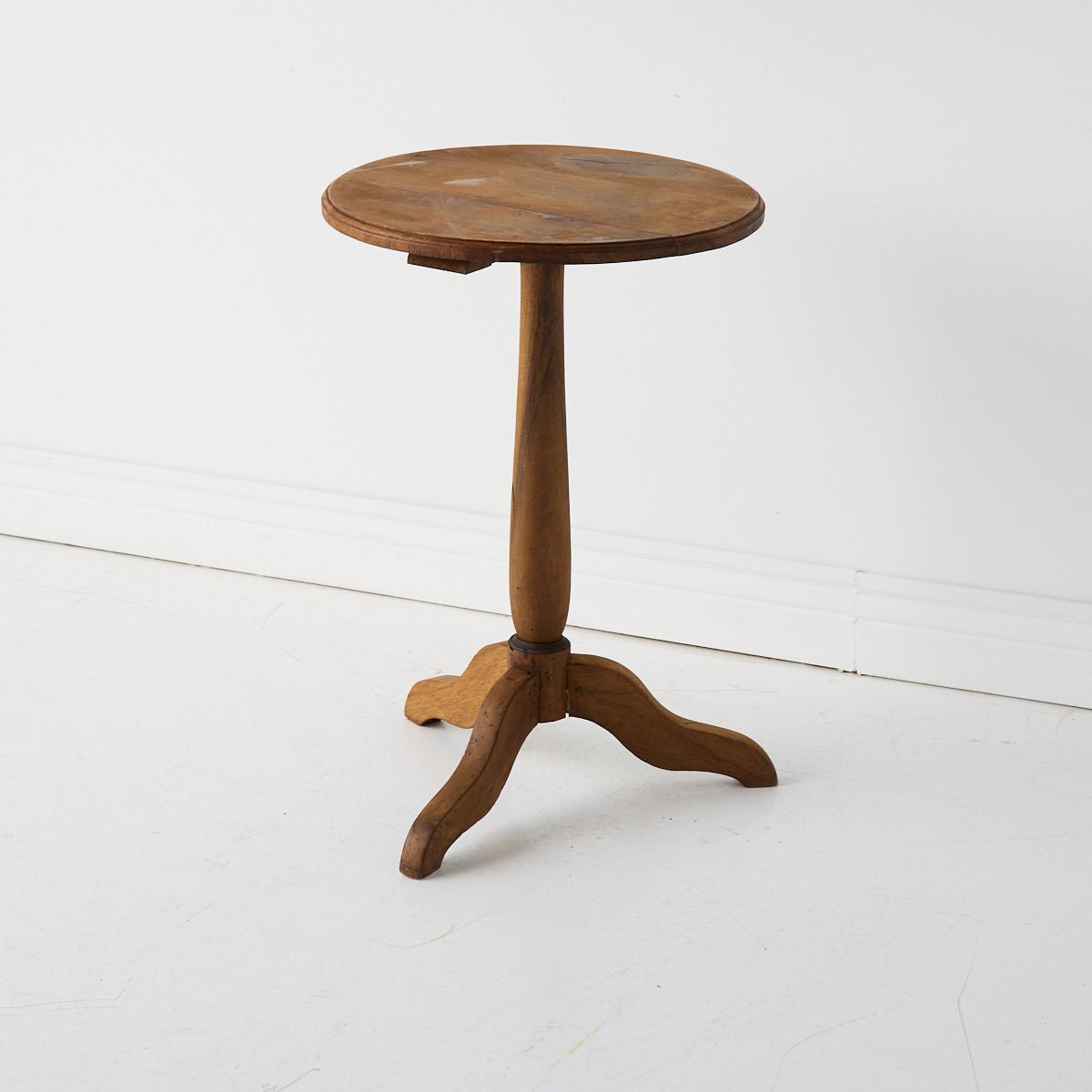 Walnut Pedestal Side Table - elsie green - furniture