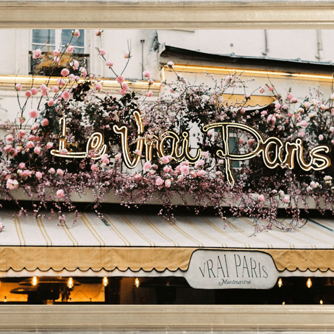 Le Vrai Paris Printed Photograph - elsie green - Art