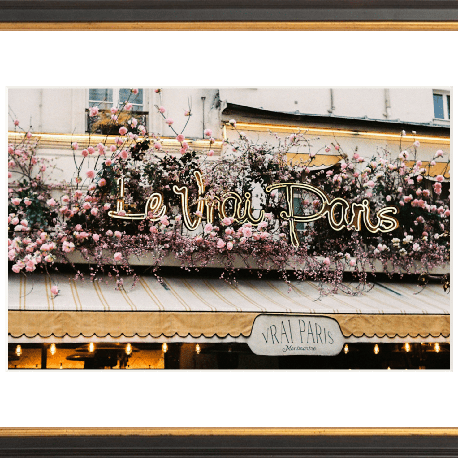 Le Vrai Paris Printed Photograph - elsie green - Art