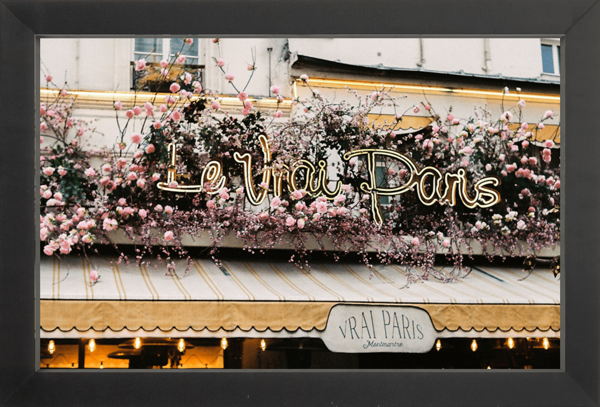 Le Vrai Paris Printed Photograph - elsie green - Art