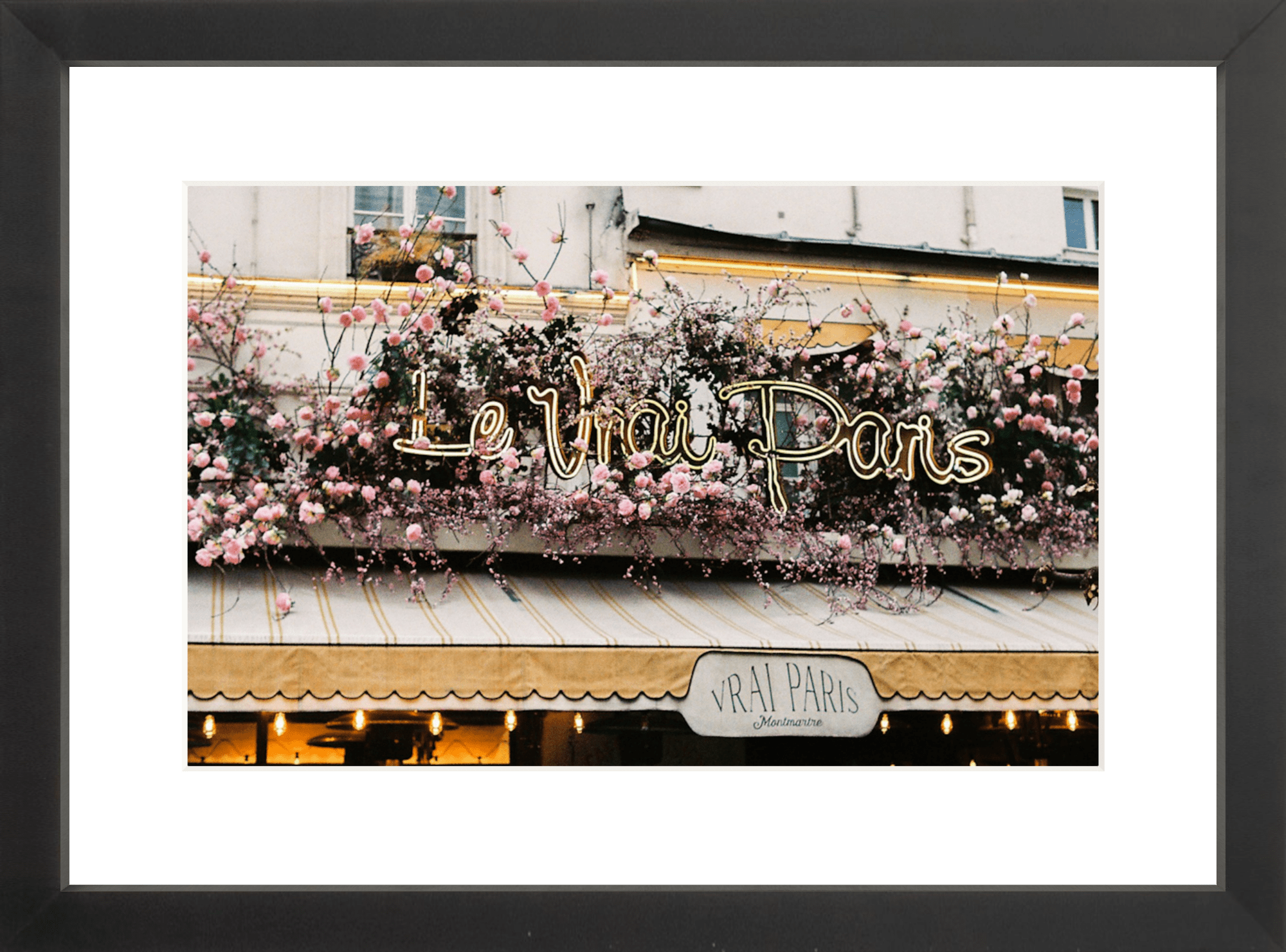 Le Vrai Paris Printed Photograph - elsie green - Art