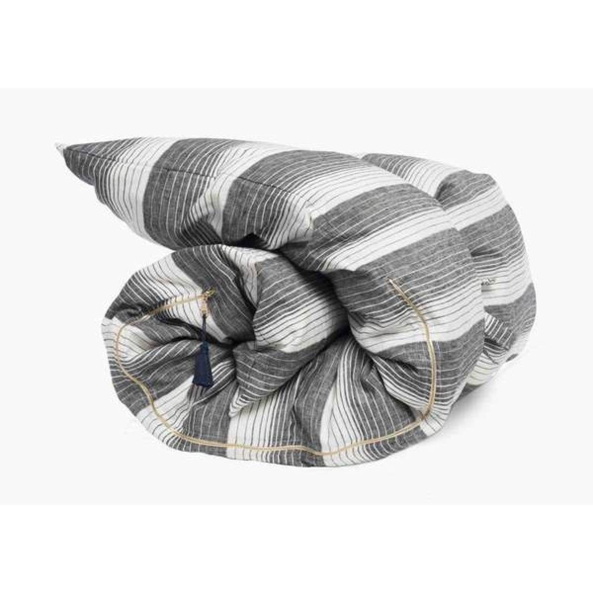 Throwbed - elsie green - Textiles