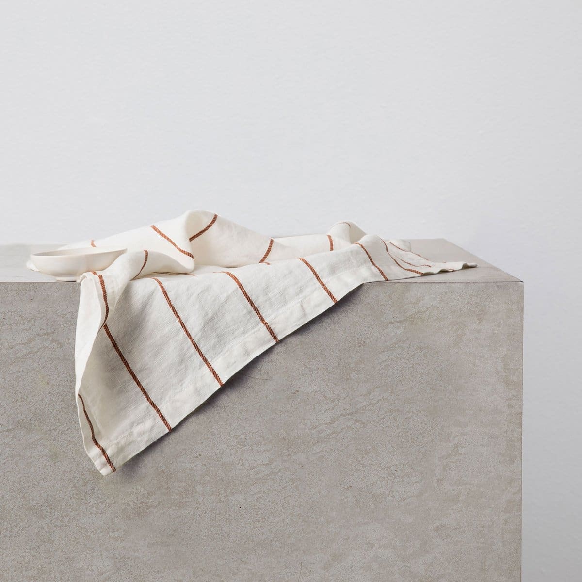 Washed Linen Napkin Set of 4 - elsie green - Textiles