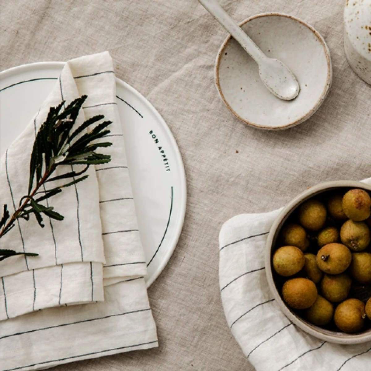 Washed Linen Napkin Set of 4 - elsie green - Textiles