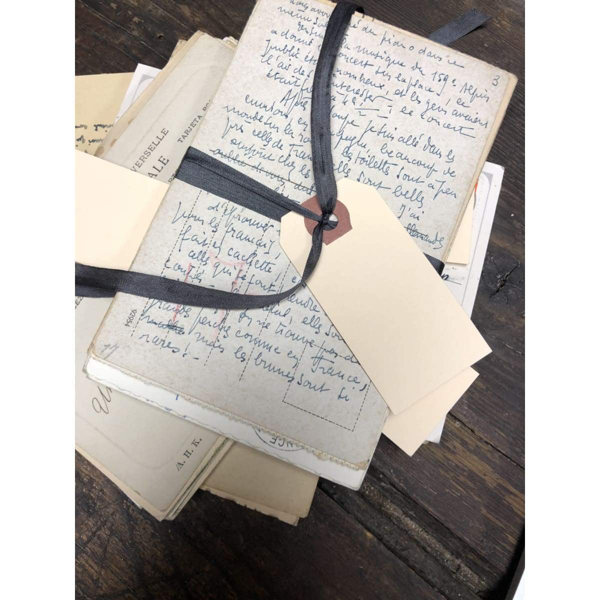 A Hand Written Note | Holiday Stationery - elsie green