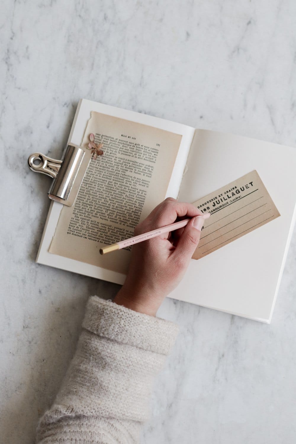 Chasing Courage - elsie green