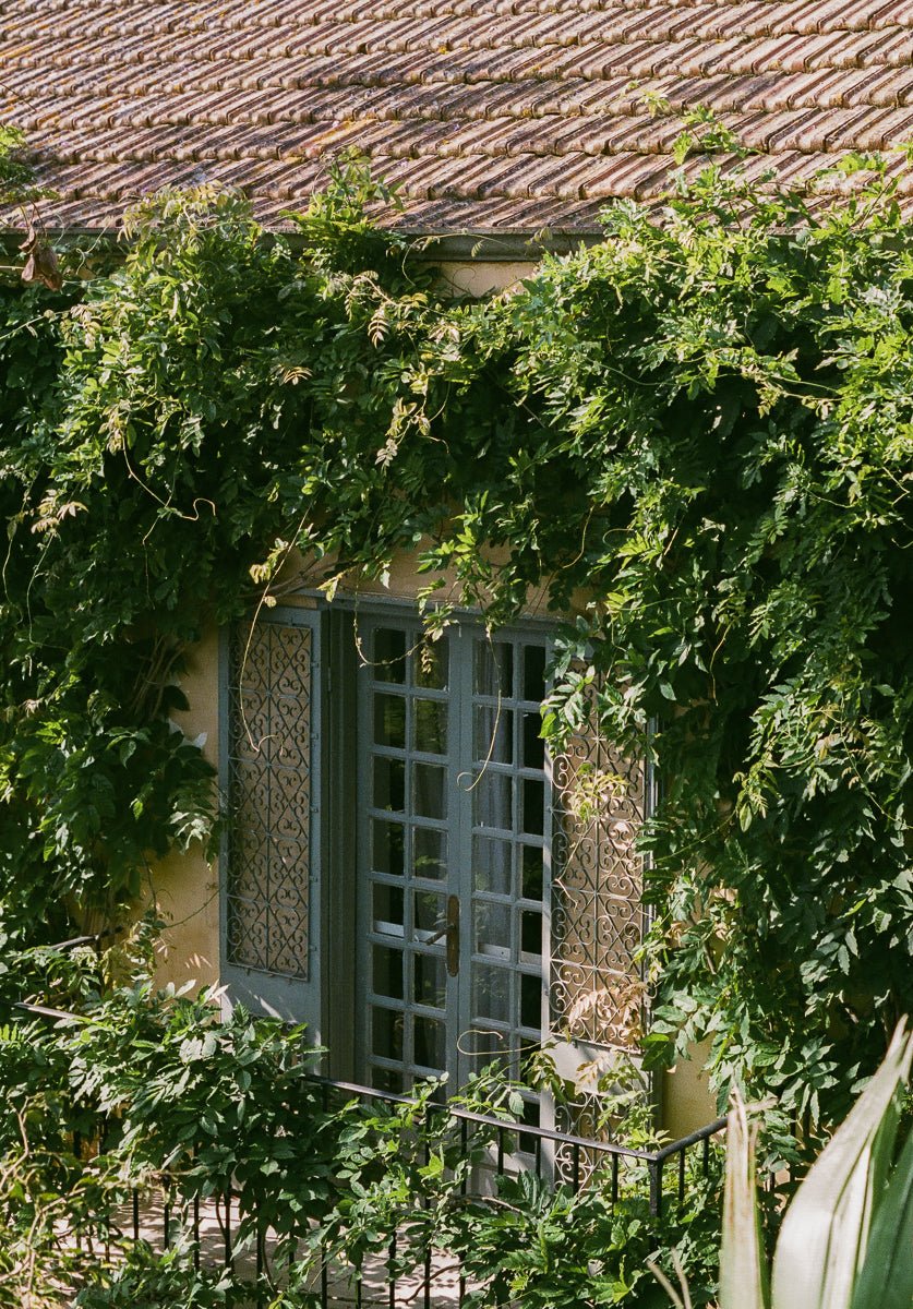 Checking In | Mimi Calpe - elsie green