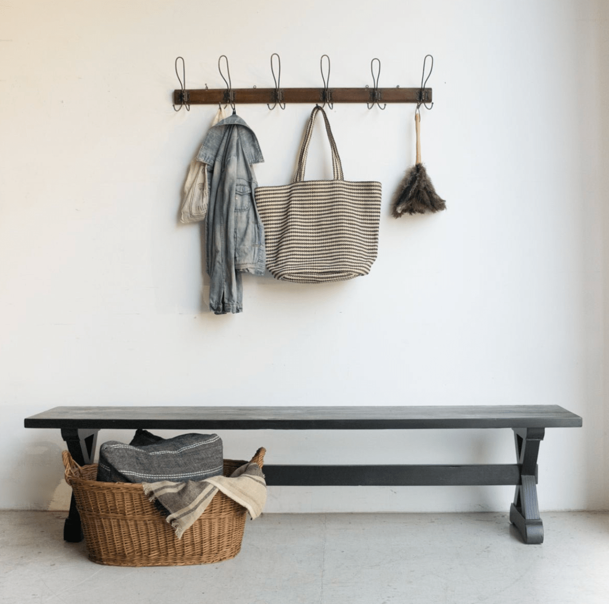 Decorating with Our Reclaimed Wood Farm Bench - elsie green