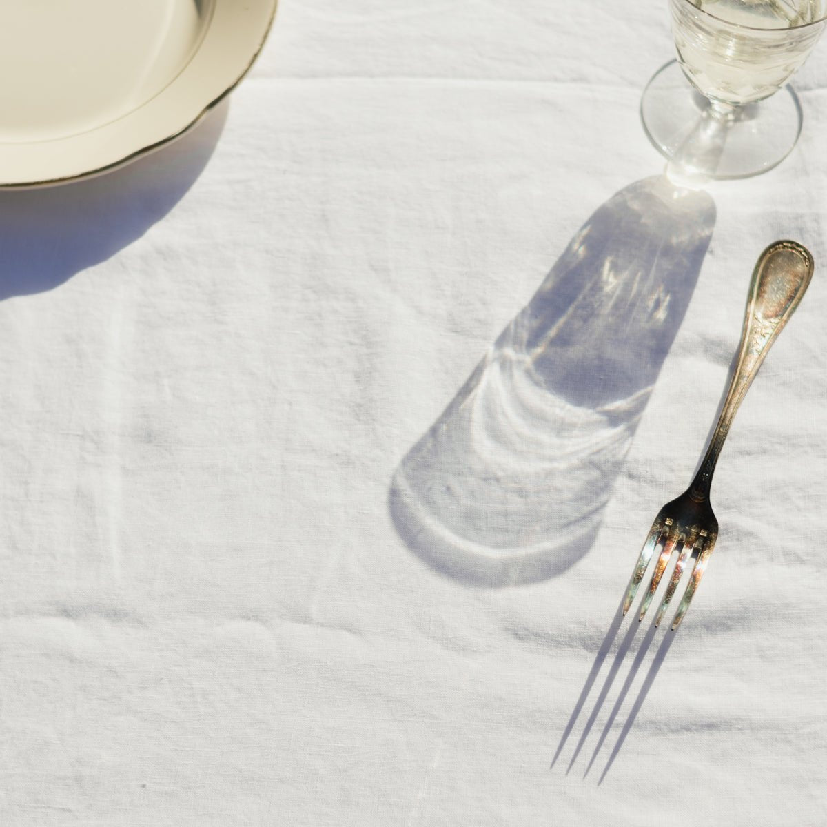 Fête En Blanc | Press Play - elsie green