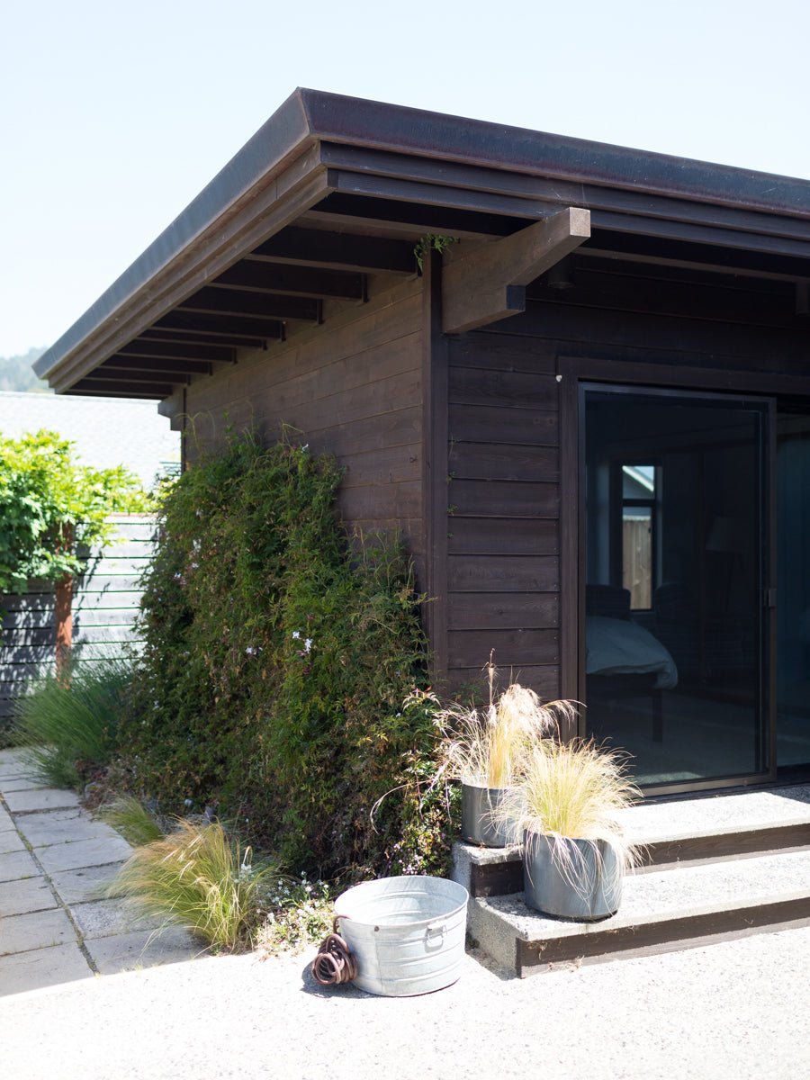 Home Tour | A Seaside Beach House - elsie green