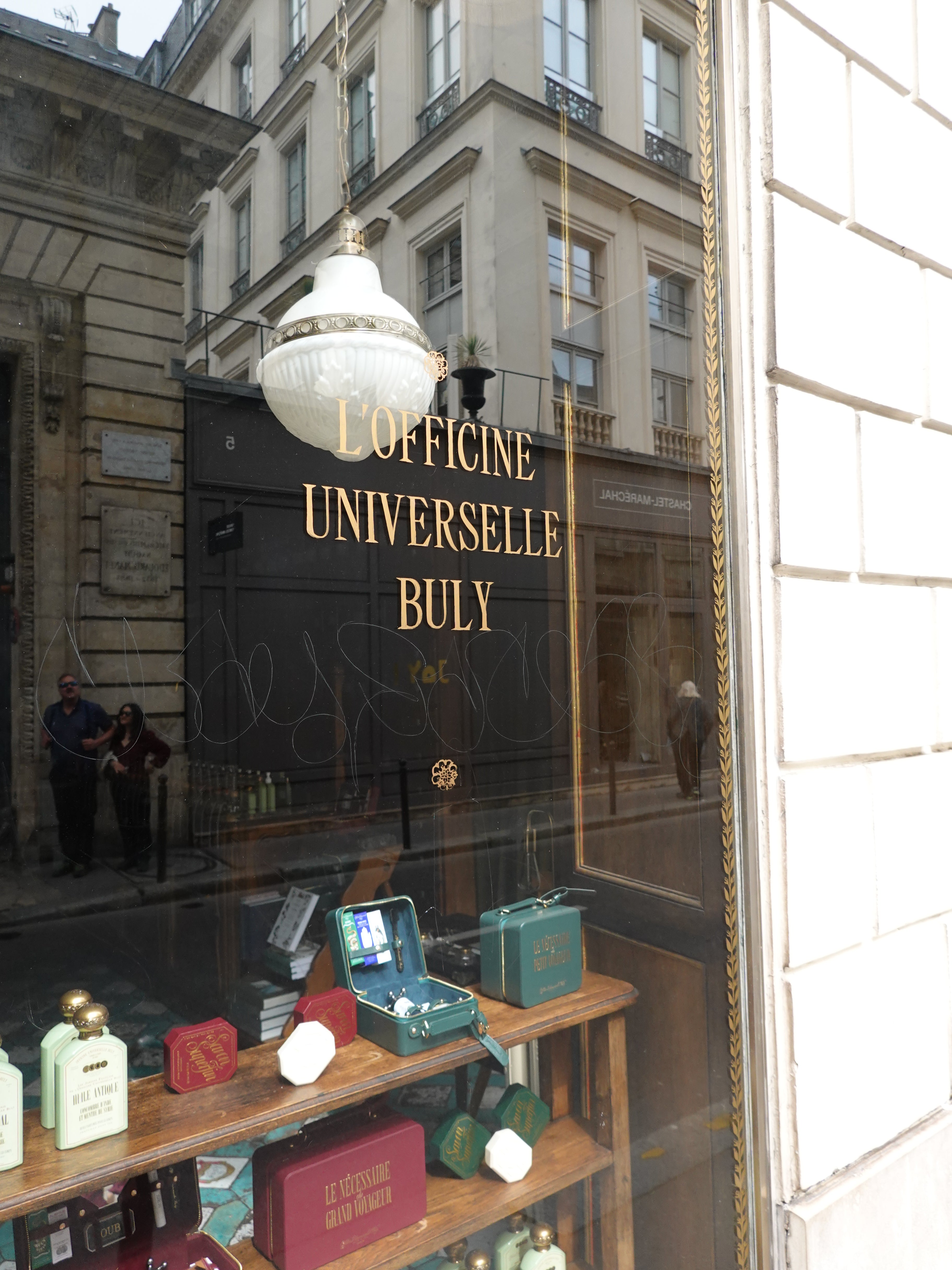 Our Favorite French Apothecary - elsie green