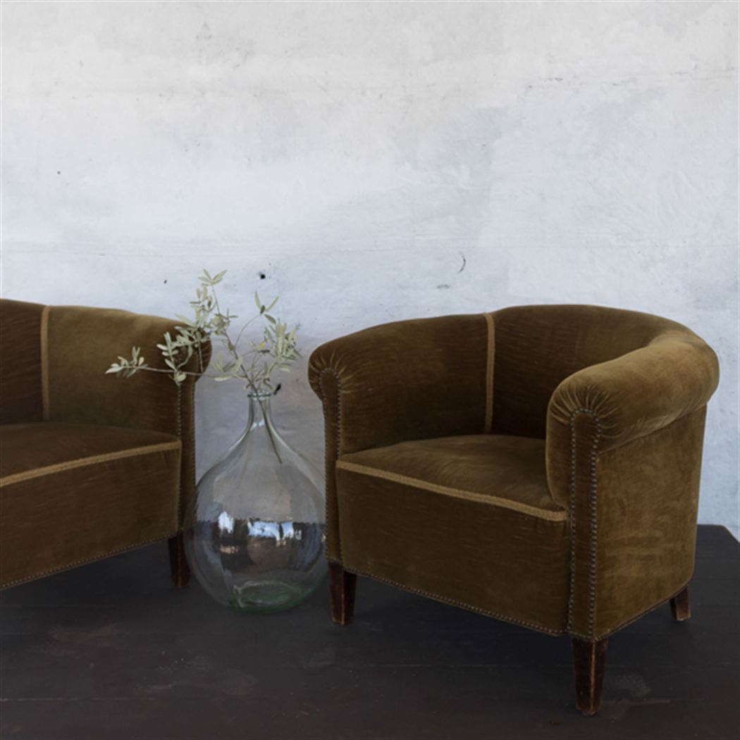 Photo Essay I Vintage Arm Chair - elsie green