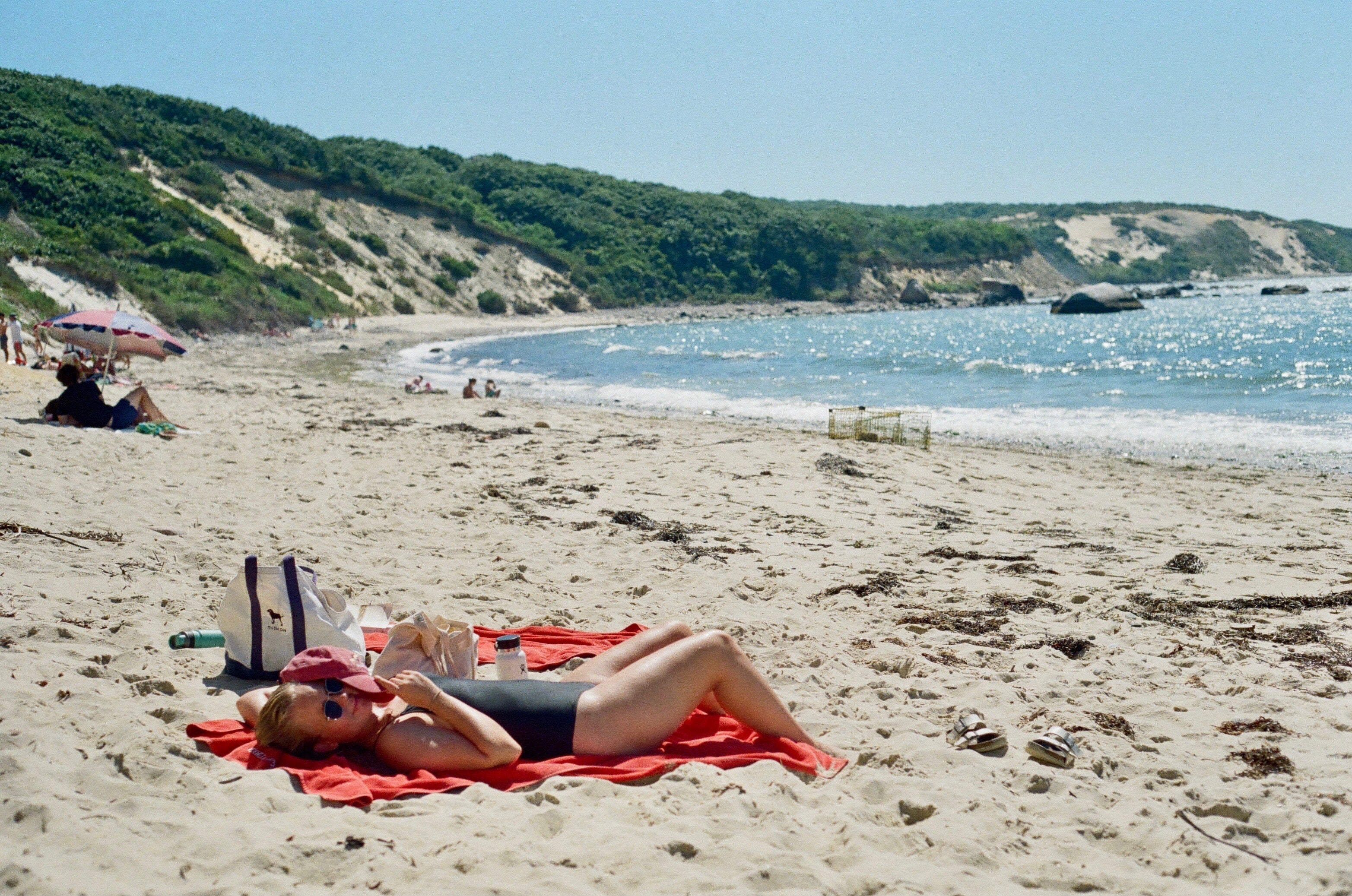 Pink Book Season | Summer Reading List - elsie green