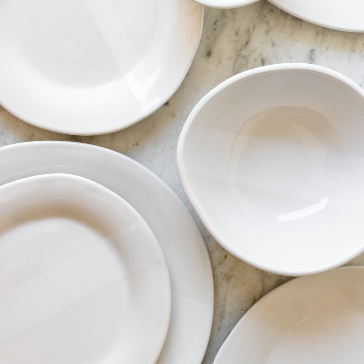 Setting the Table | 6 Place Settings with our Classic Dinnerware - elsie green