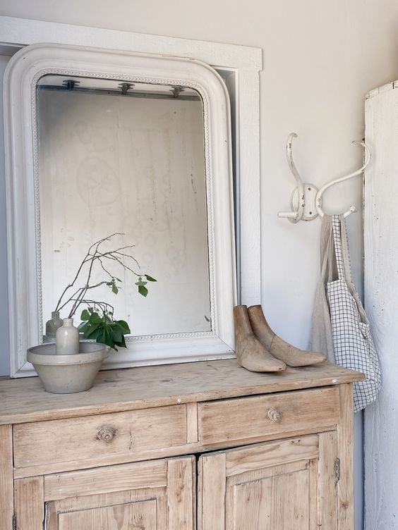 The History of the Louis Philippe Mirror - elsie green
