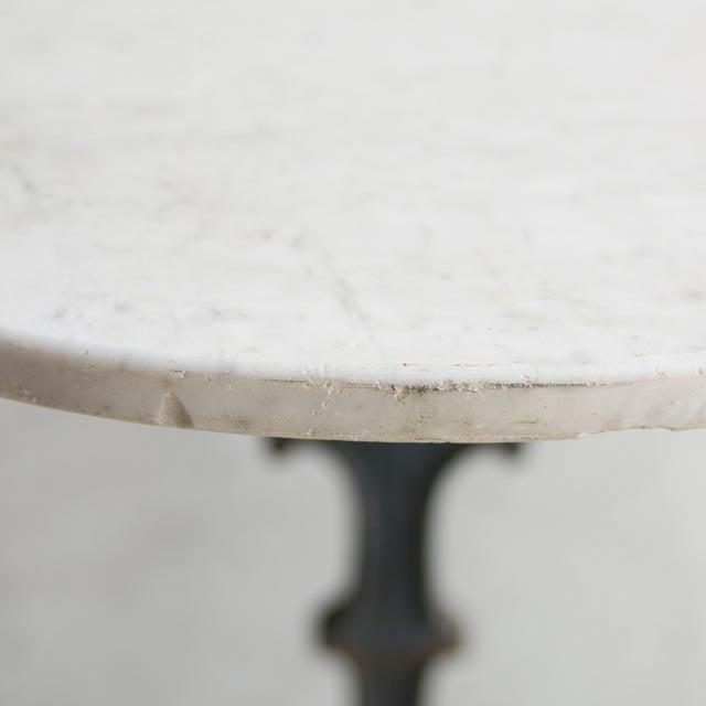 Oval Marble Bistro Table with Shell Base - elsie green