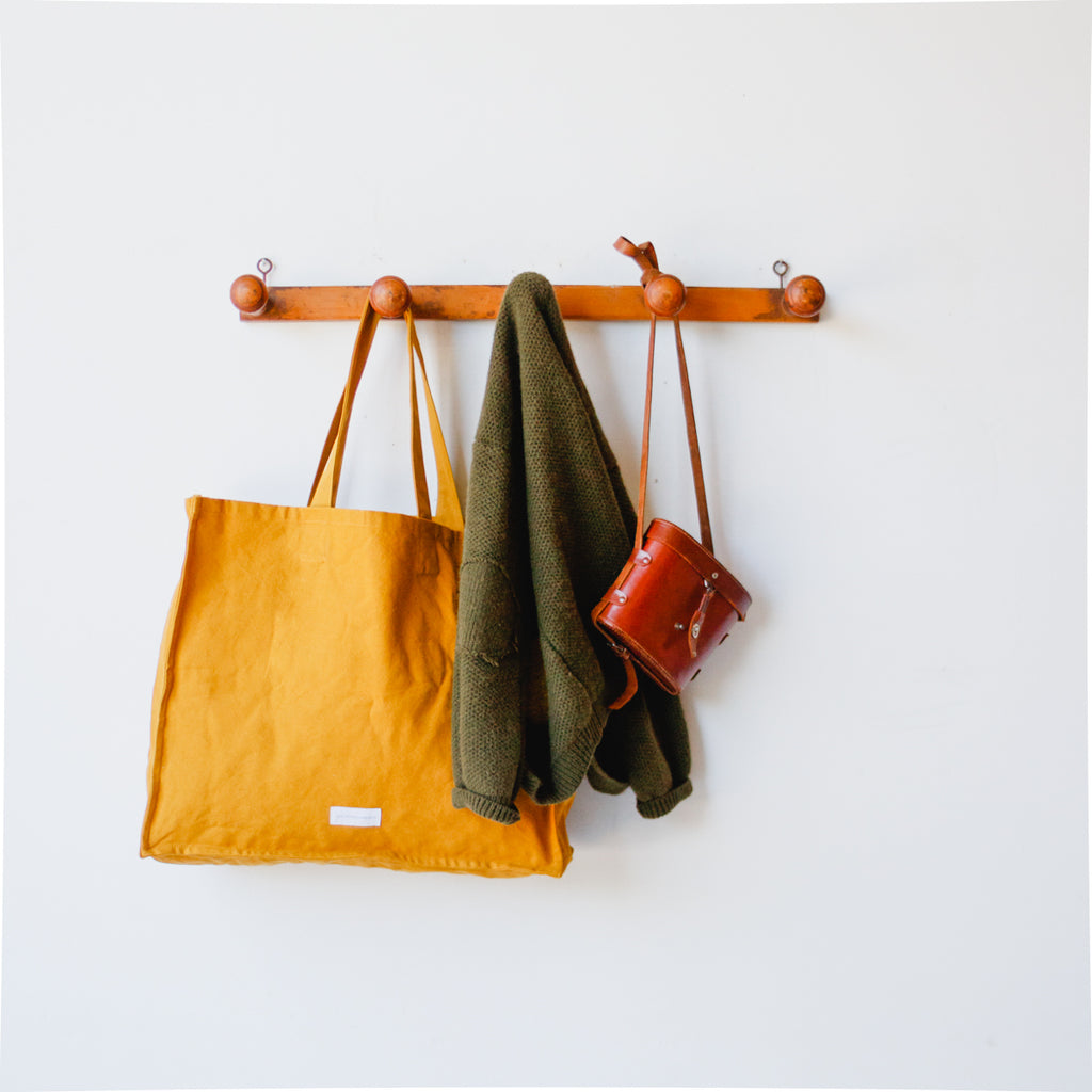 Capsule Wardrobe  The Tote Bag – elsie green