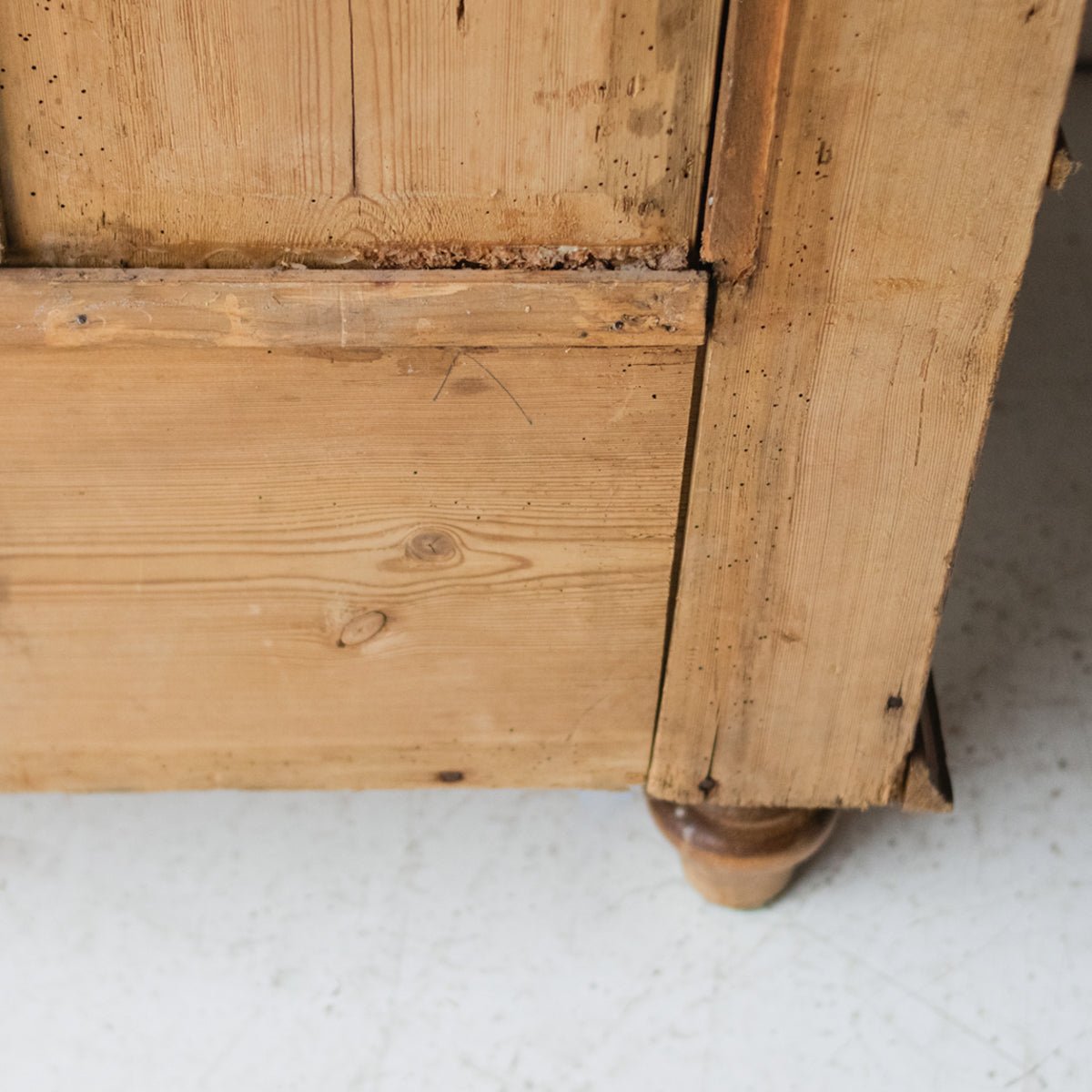 Antique Fitted Wardrobe - elsie green - Furniture