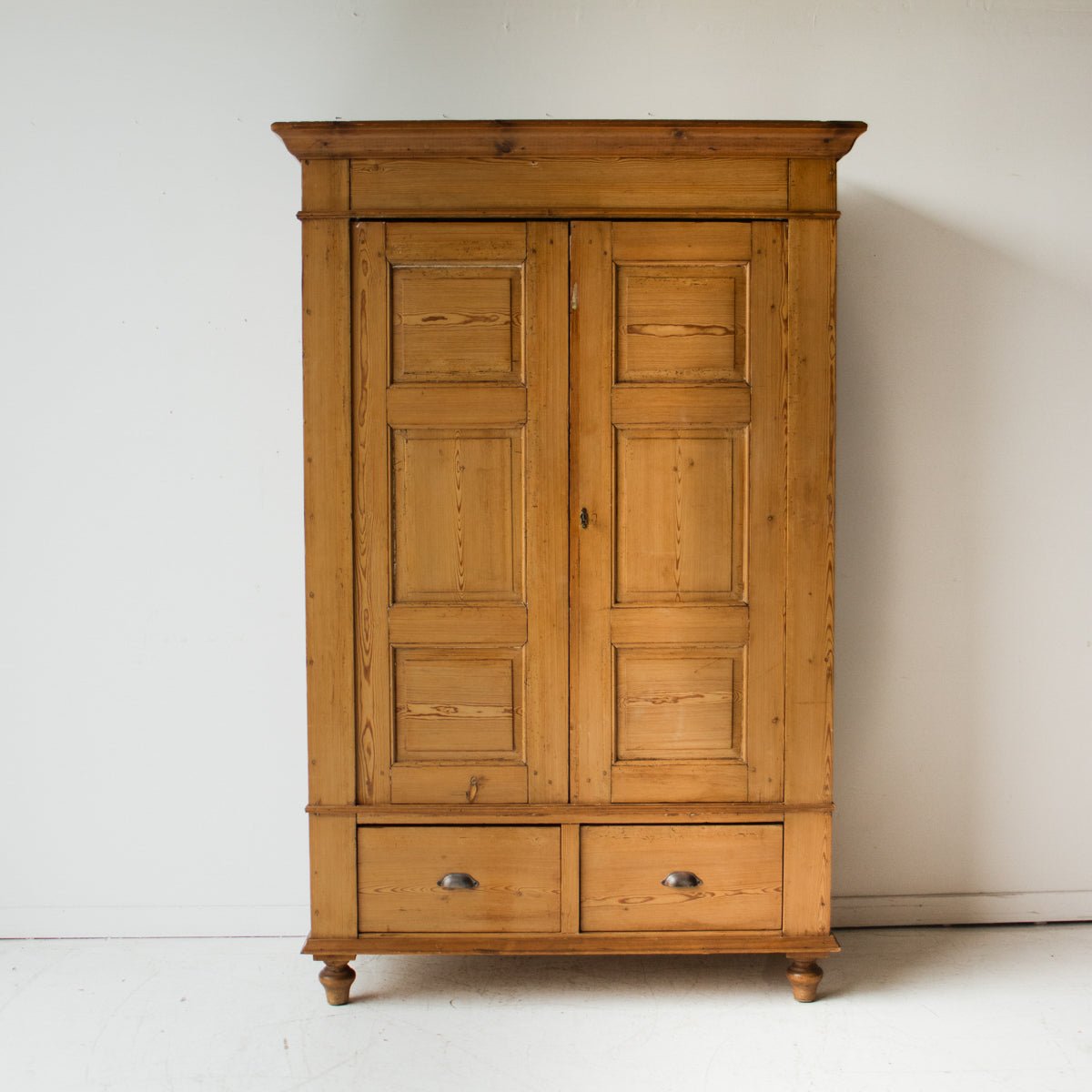 Antique Fitted Wardrobe - elsie green - Furniture
