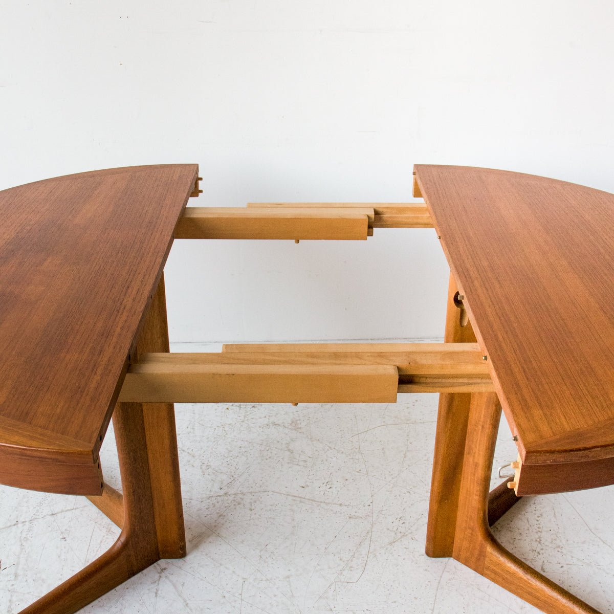 Baumann France Extending Dining Table - elsie green - furniture