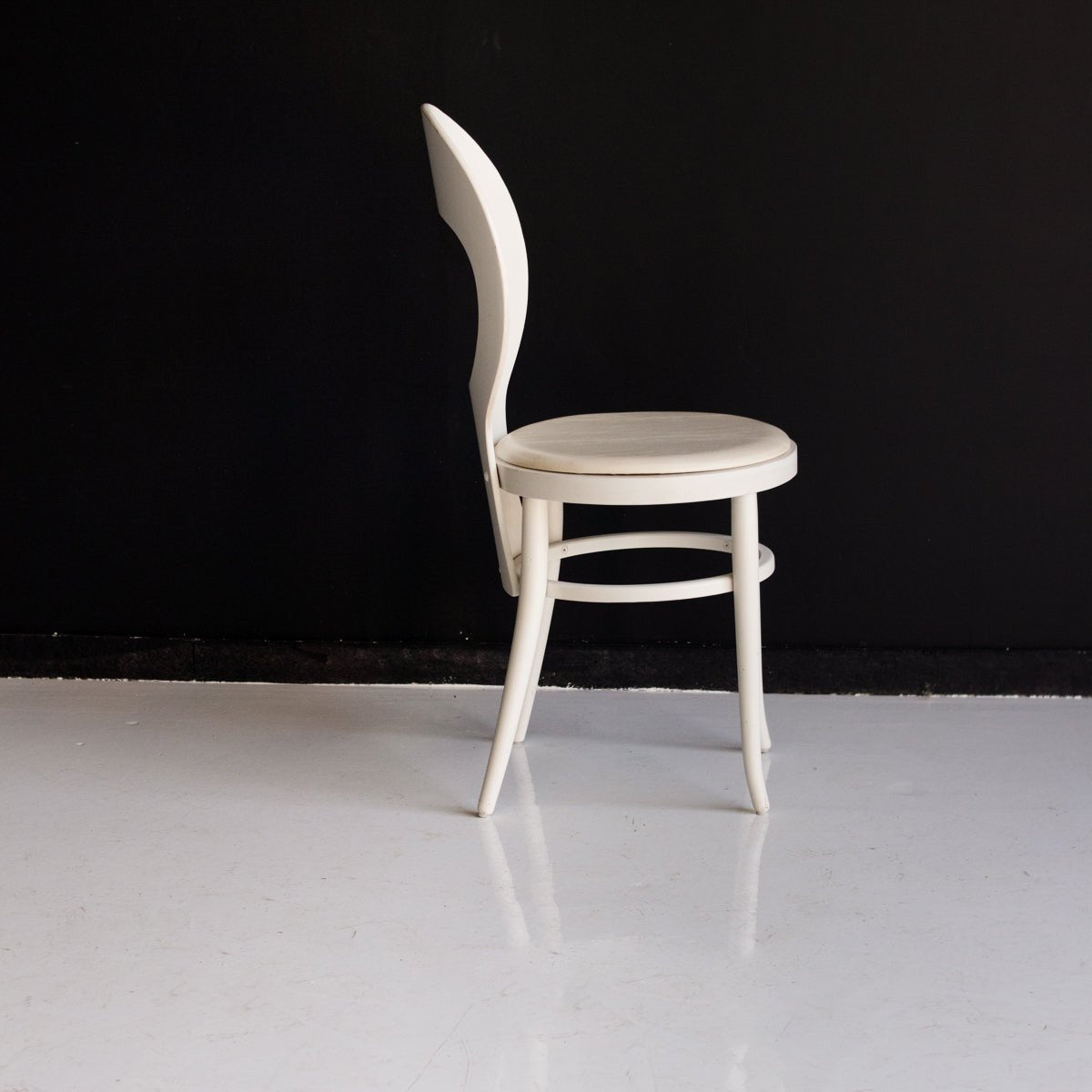 Baumann Seagull Chair - elsie green - furniture