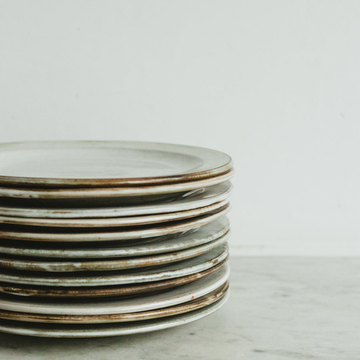 Black Clay Dinner Plate | Jacques Pouchain Dieulefit Set of 12 - elsie green - the french kitchen