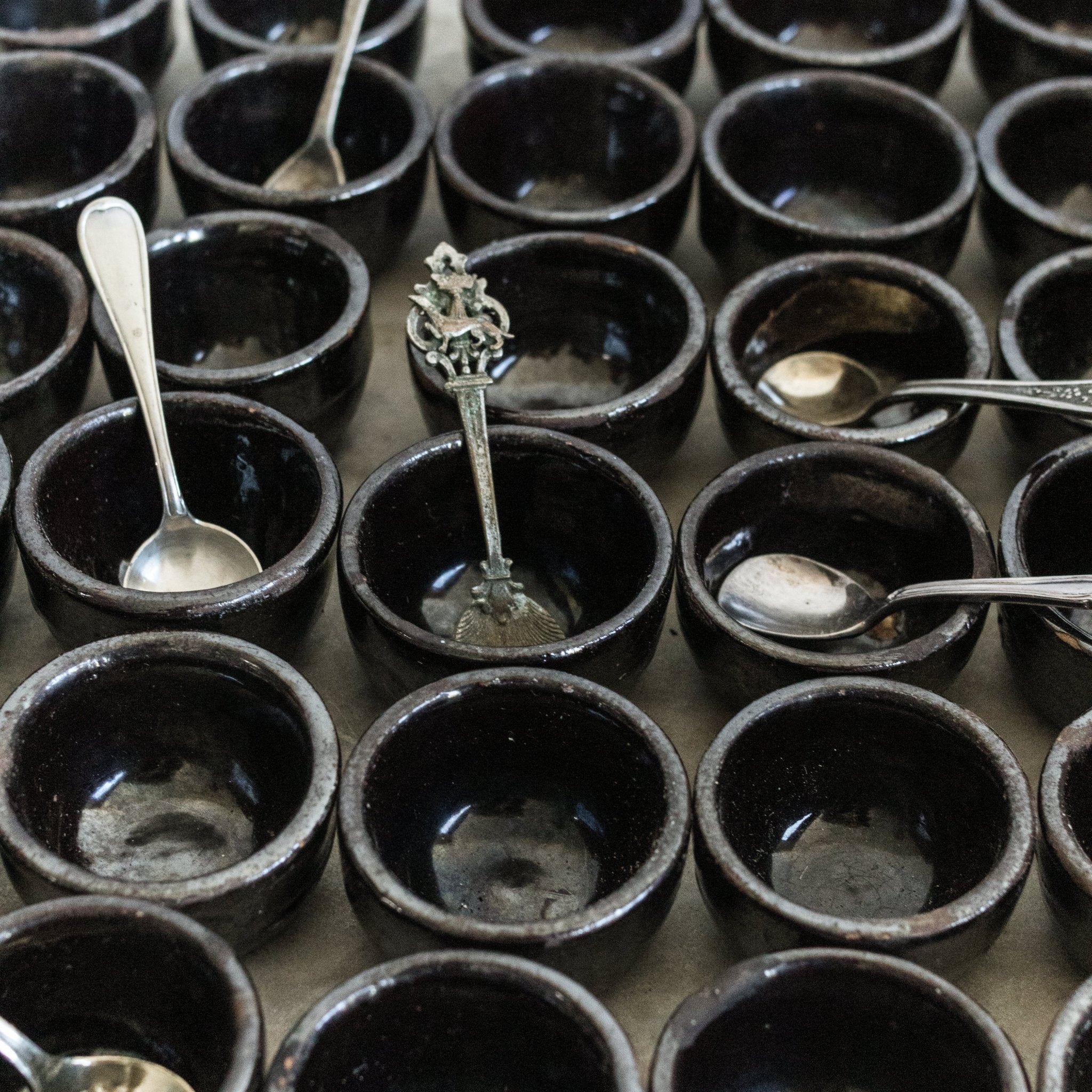 Black Escargot Pot Set Of 10 - elsie green - The French Kitchen