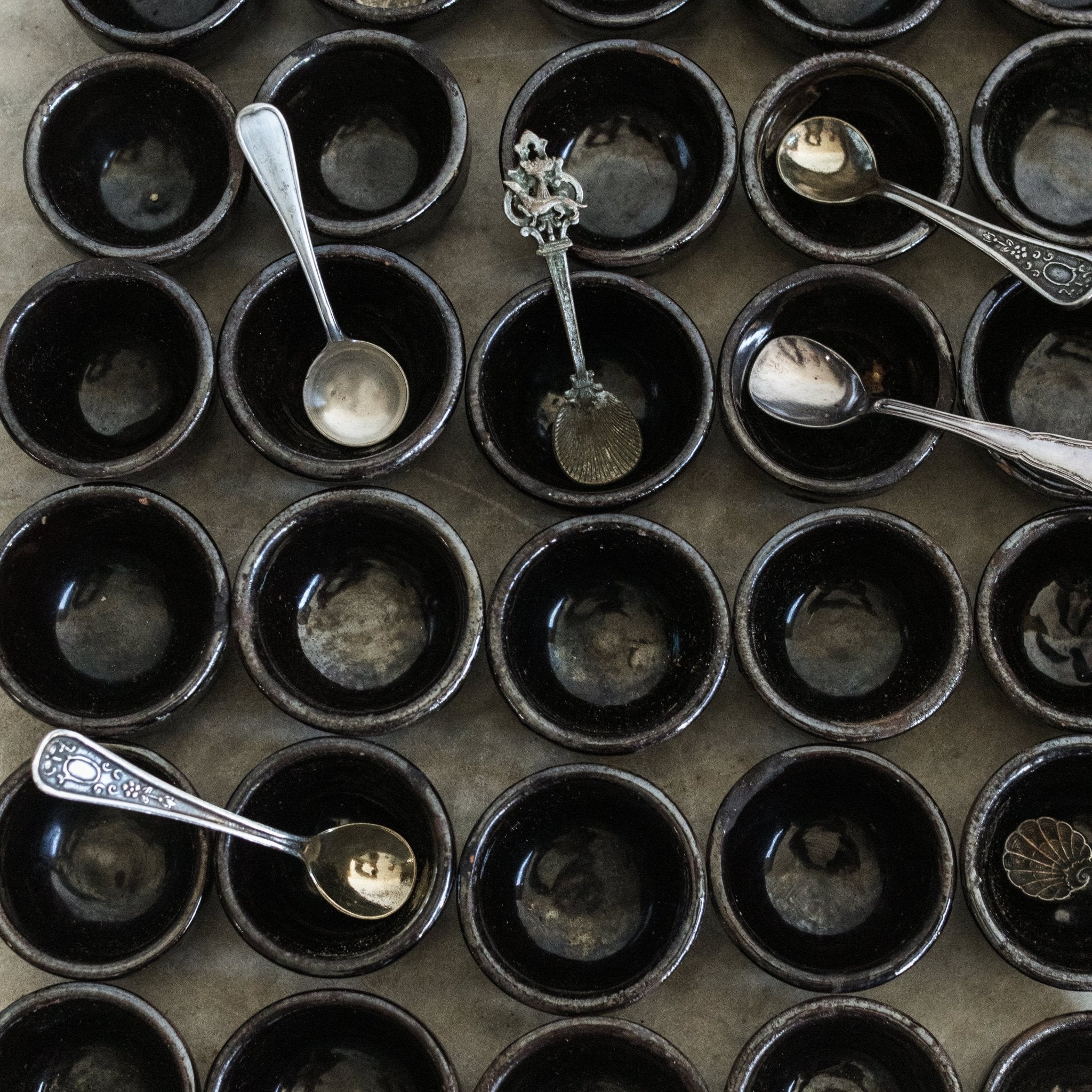 Black Escargot Pot Set Of 10 - elsie green - The French Kitchen