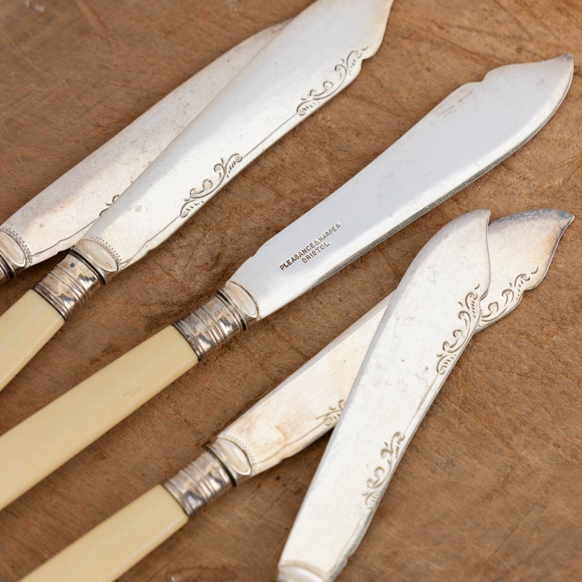 Bone & Sterling Spreader Set of 6 - elsie green - the french kitchen