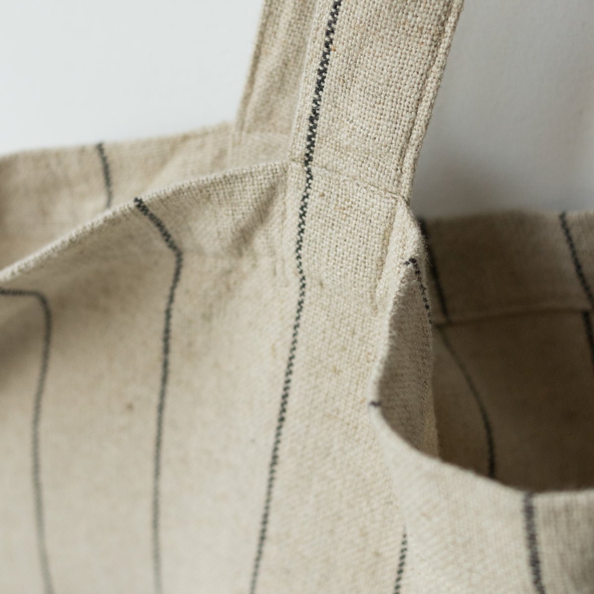 Calvi Linen Tote - elsie green - textiles