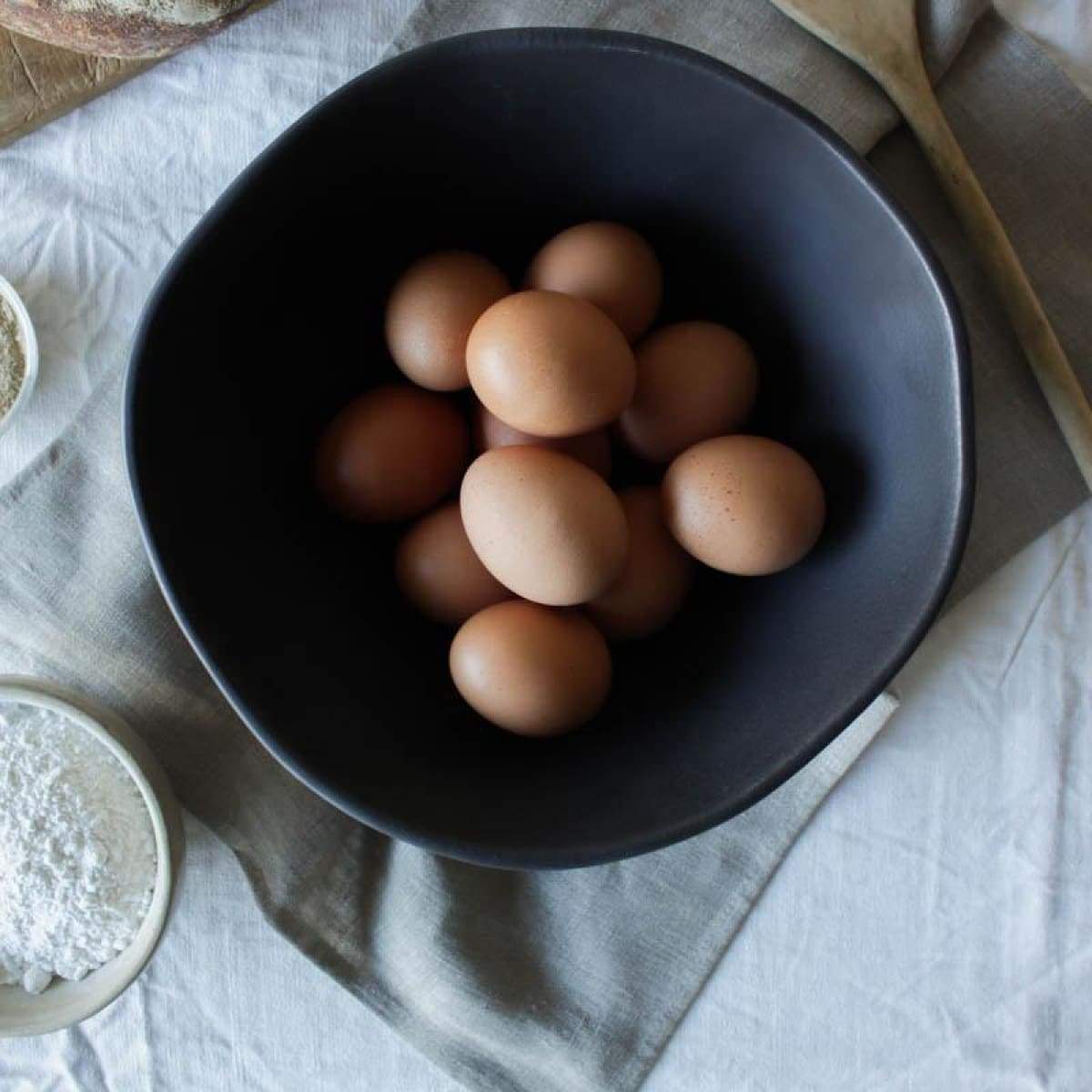 Classic Serving Bowl | Black - elsie green - The French Kitchen