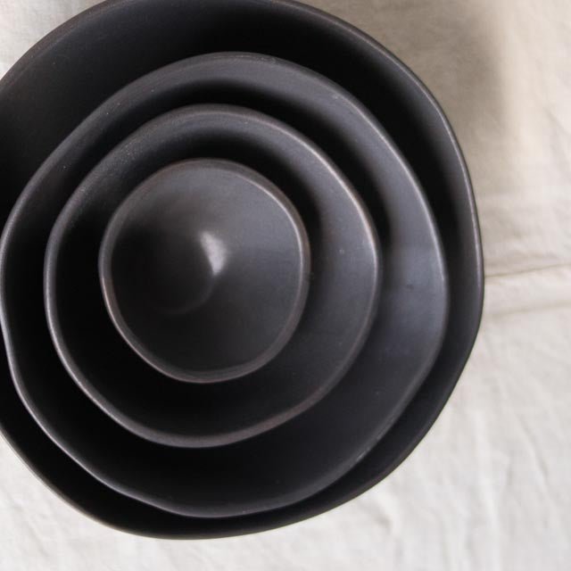 Classic Serving Bowl | Nesting Set | Black - elsie green - The French Kitchen