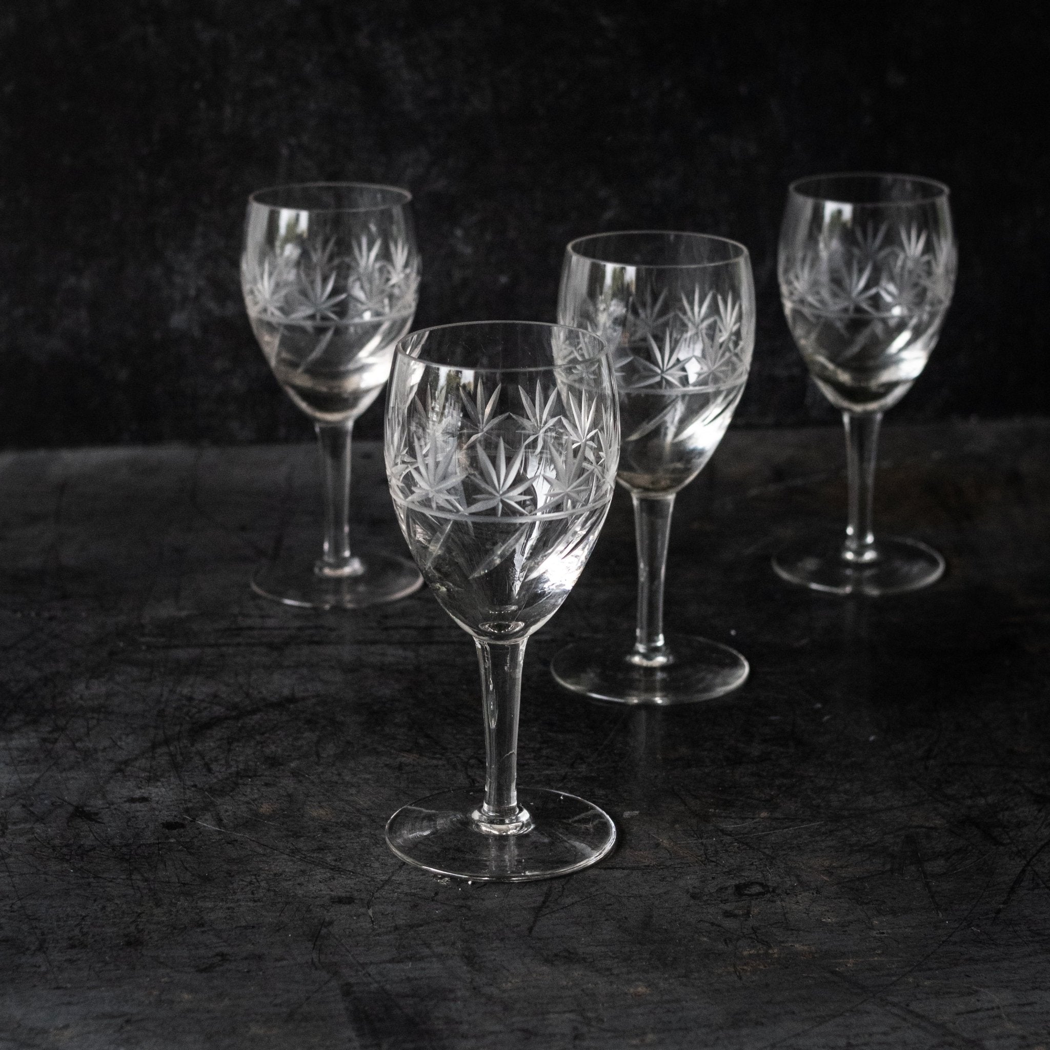 Cut Crystal Wine Glass Set of 4 - elsie green - the french kitchen