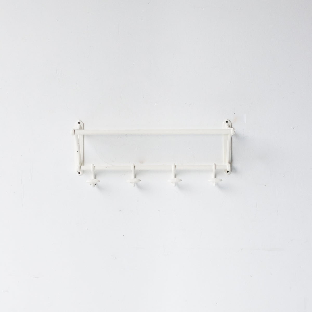 Enamel Train Rack - elsie green - Decor