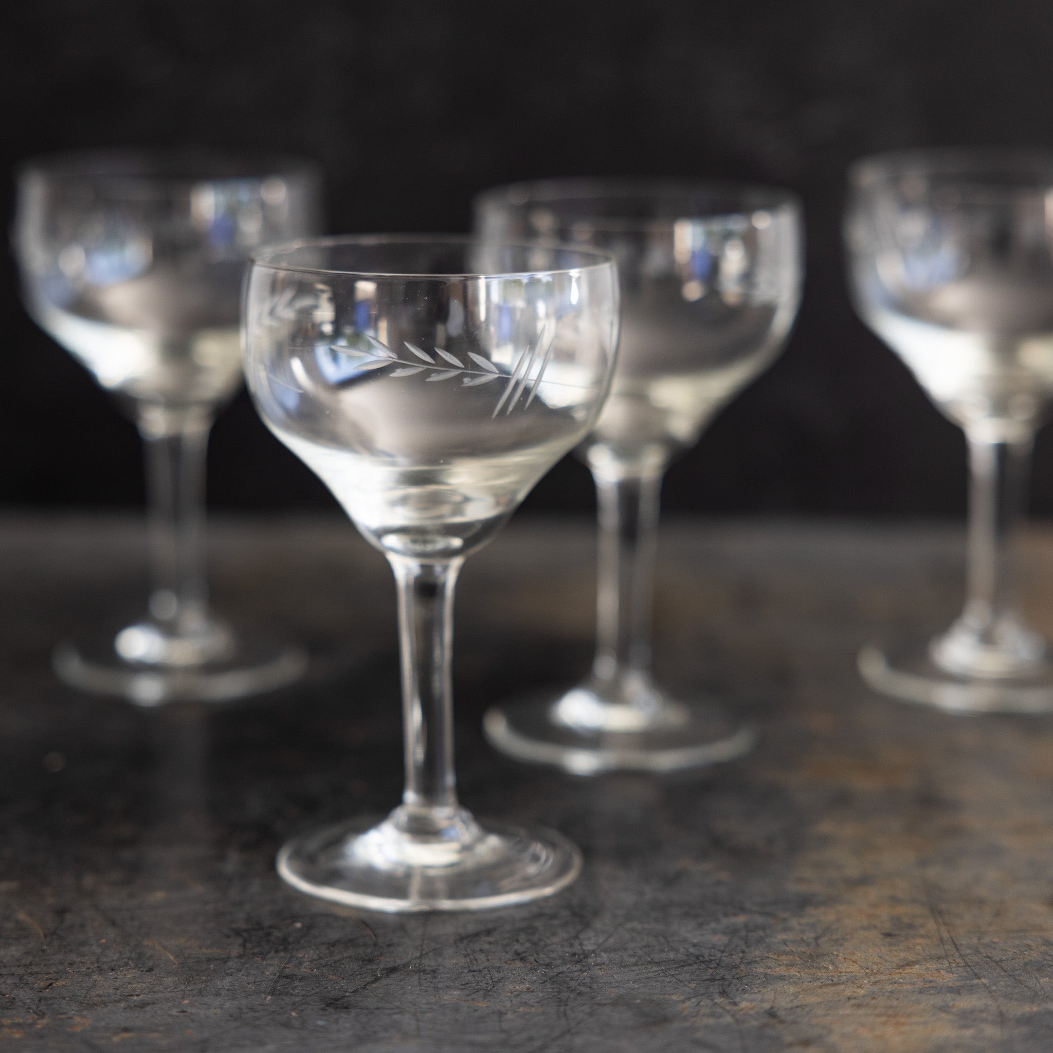 Etched Wine Glass Set of 4 - elsie green - the french kitchen