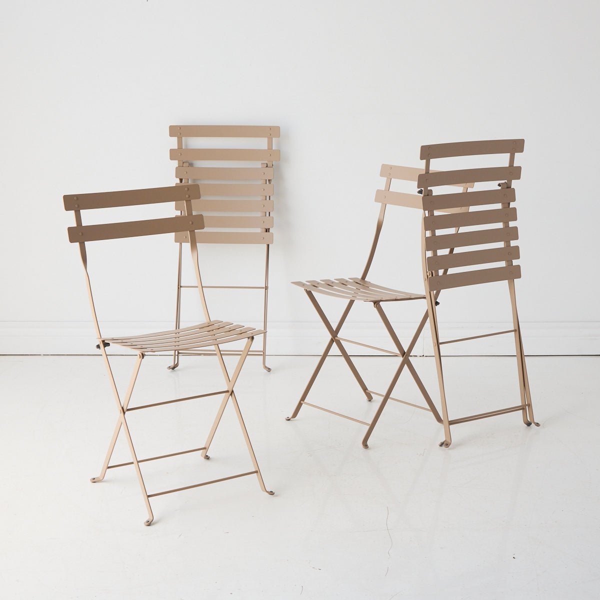 Fermob Folding Cafe Chair - elsie green - Furniture + 100yo .