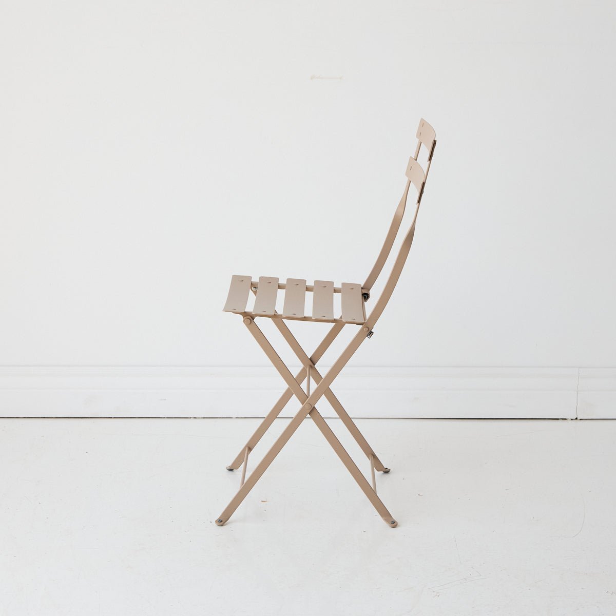 Fermob Folding Cafe Chair - elsie green - Furniture + 100yo .