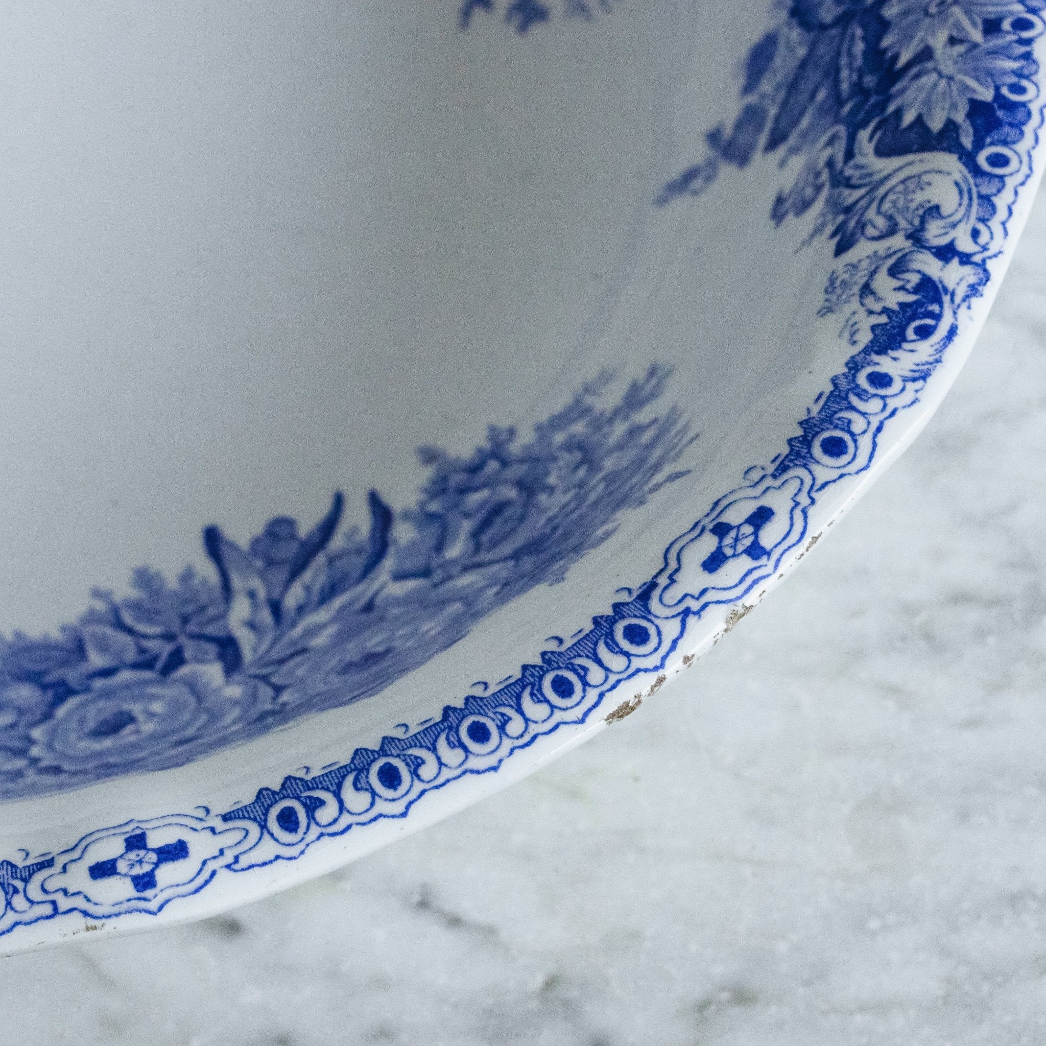 Flora Transferware Serving Bowl - elsie green - The French Kitchen
