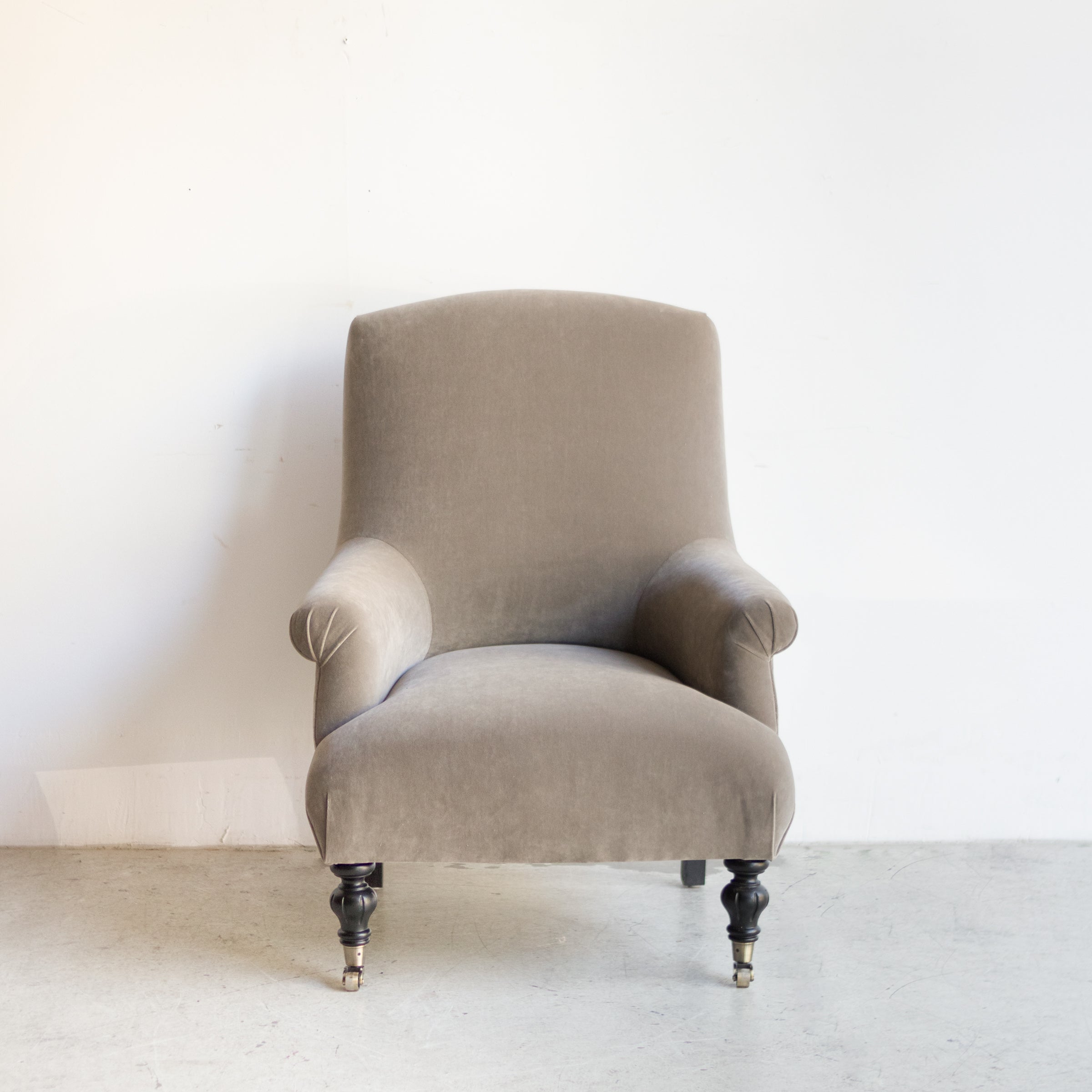 Bellecour Arm Chair | Emile Velvet - elsie green