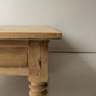 Grande Turned Leg Coffee Table - elsie green - furniture