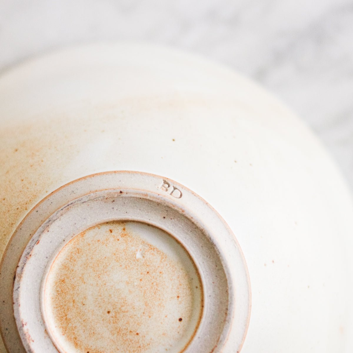 Hand Made Stoneware Bowl with Lid | Bob Dinetz - elsie green - The French Kitchen
