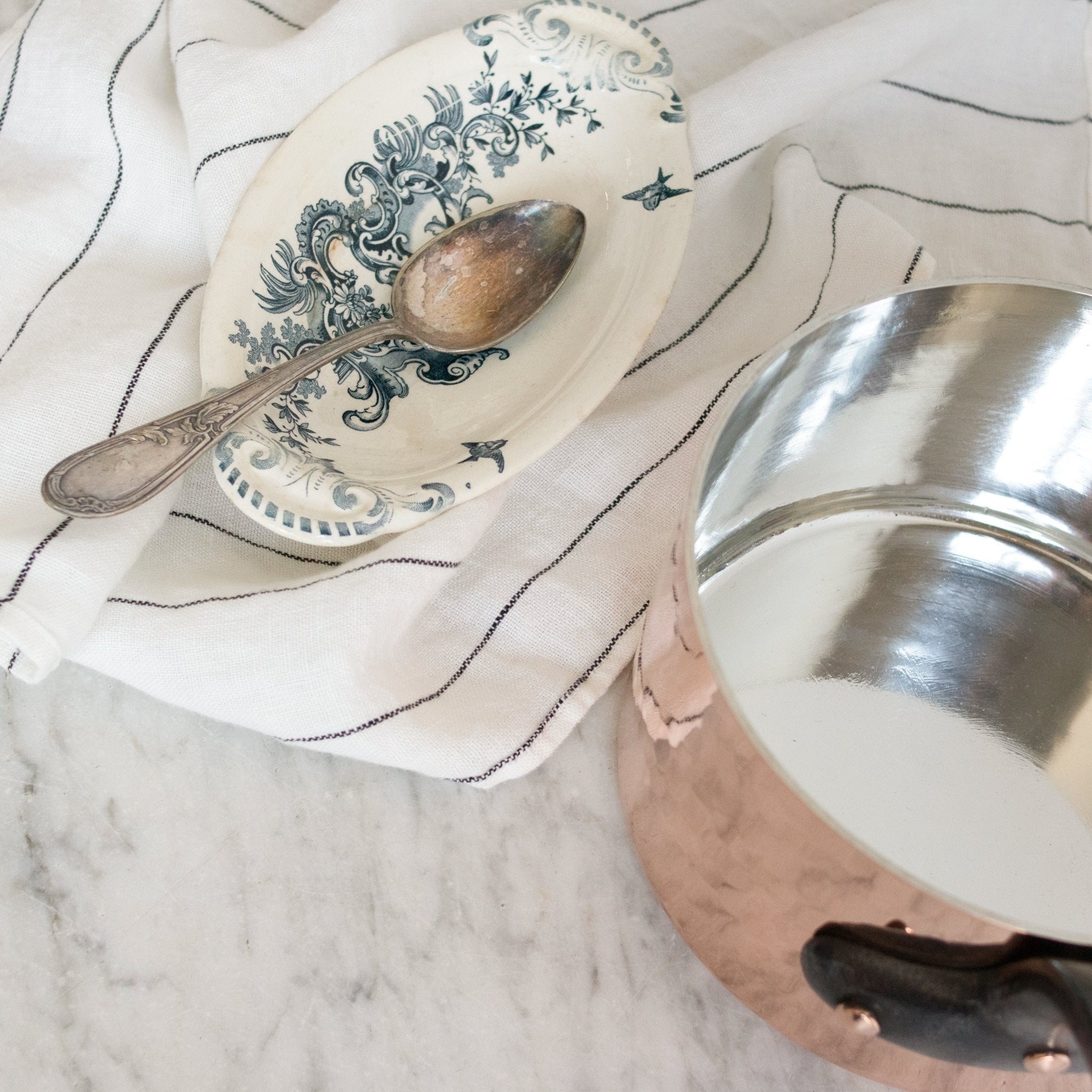 Heavy Hammered Copper Pot - elsie green - the french kitchen