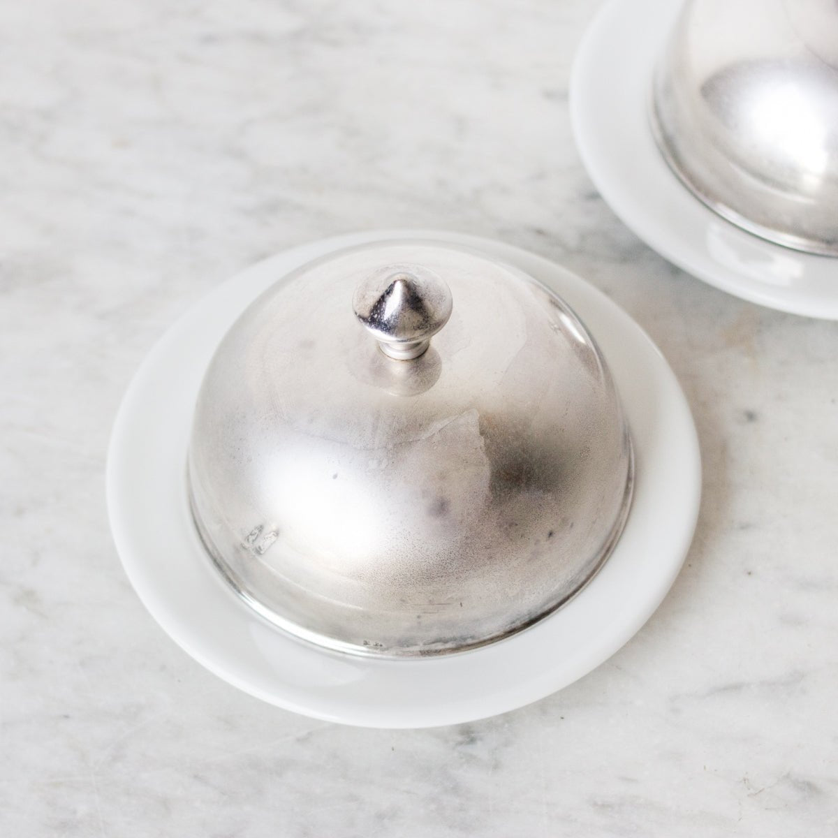 Hotel Silver Dome with Porcelain Plate - elsie green - the french kitchen