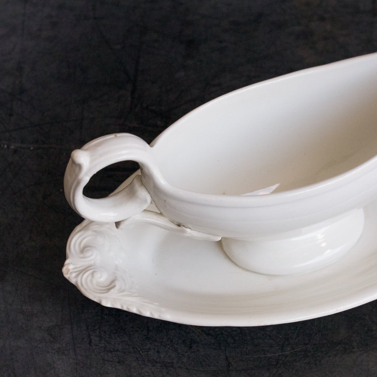 Ironstone Gravy Boat With Saucer - elsie green - The French Kitchen