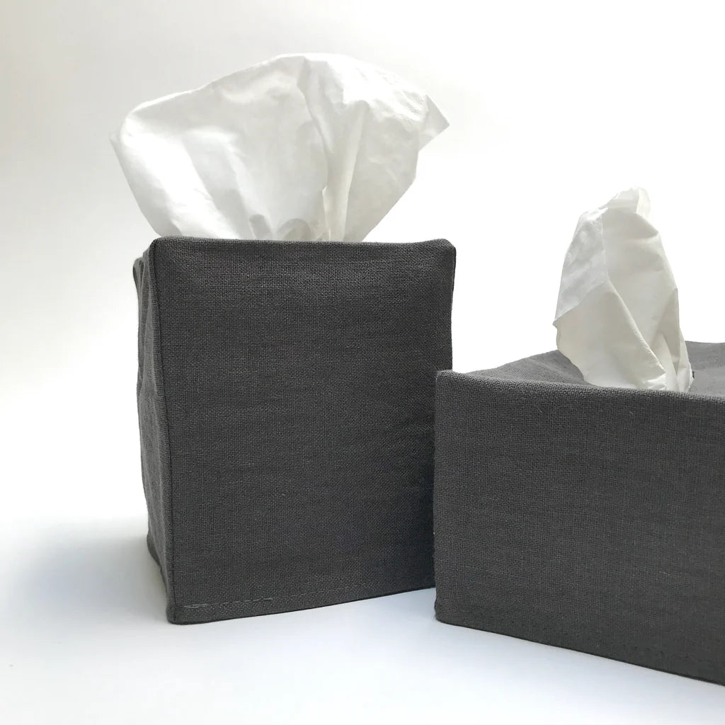 Linen Tissue Cover - elsie green - Textiles
