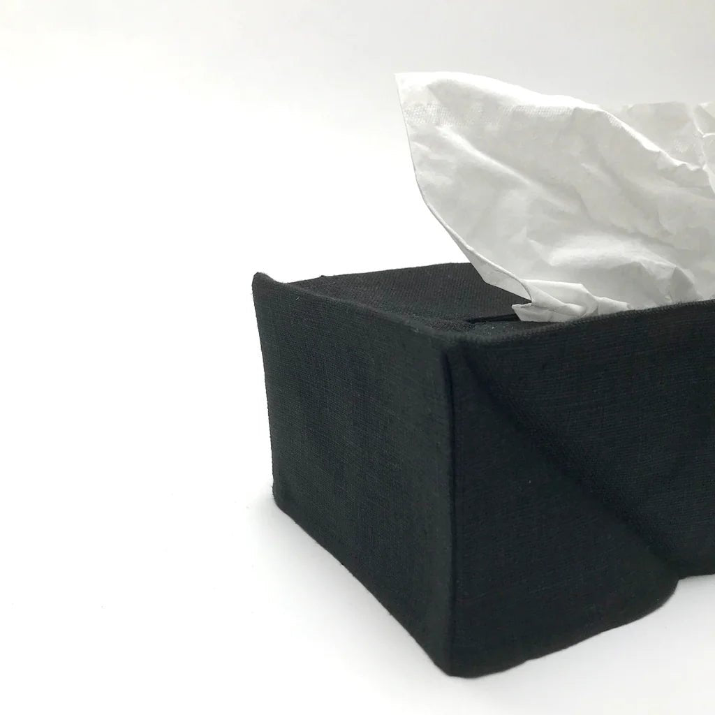 Linen Tissue Cover - elsie green - Textiles